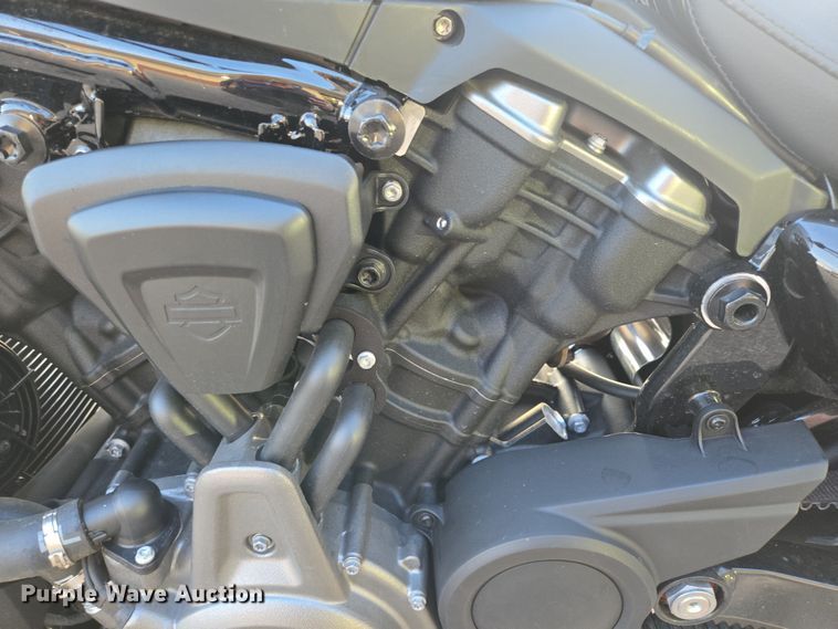 image for item ES2673 2024 Harley-Davidson Nightster motorcycle