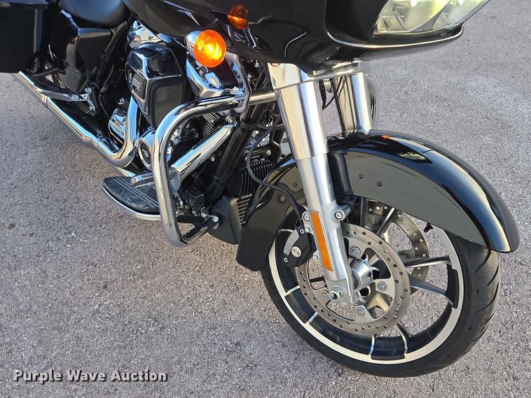 image for item ES2674 2023 Harley-Davidson Road Glide motorcycle