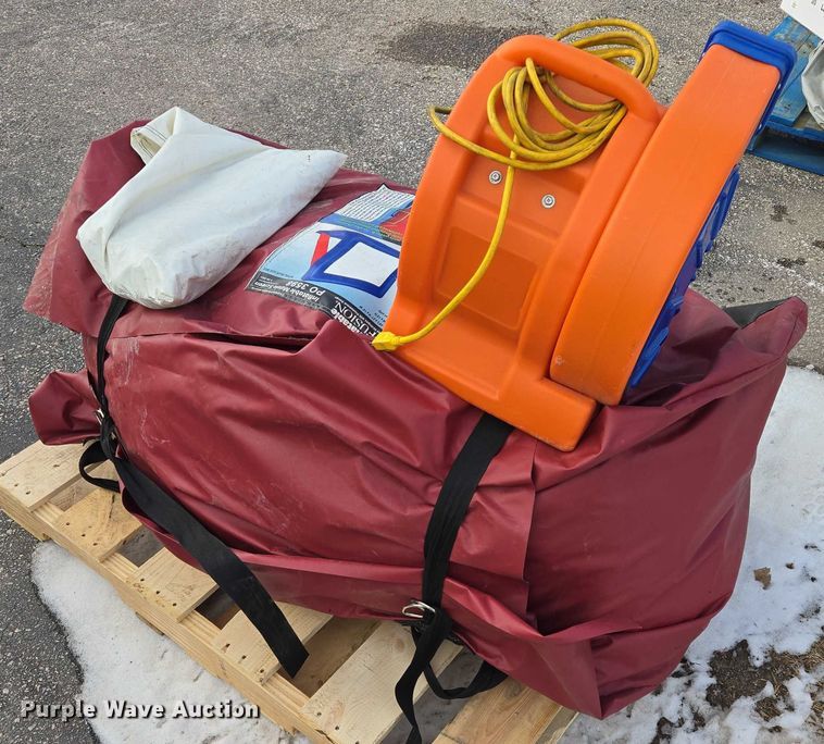 image for item ES2680 Inflatable Fusion Inflatable Movie Screen 