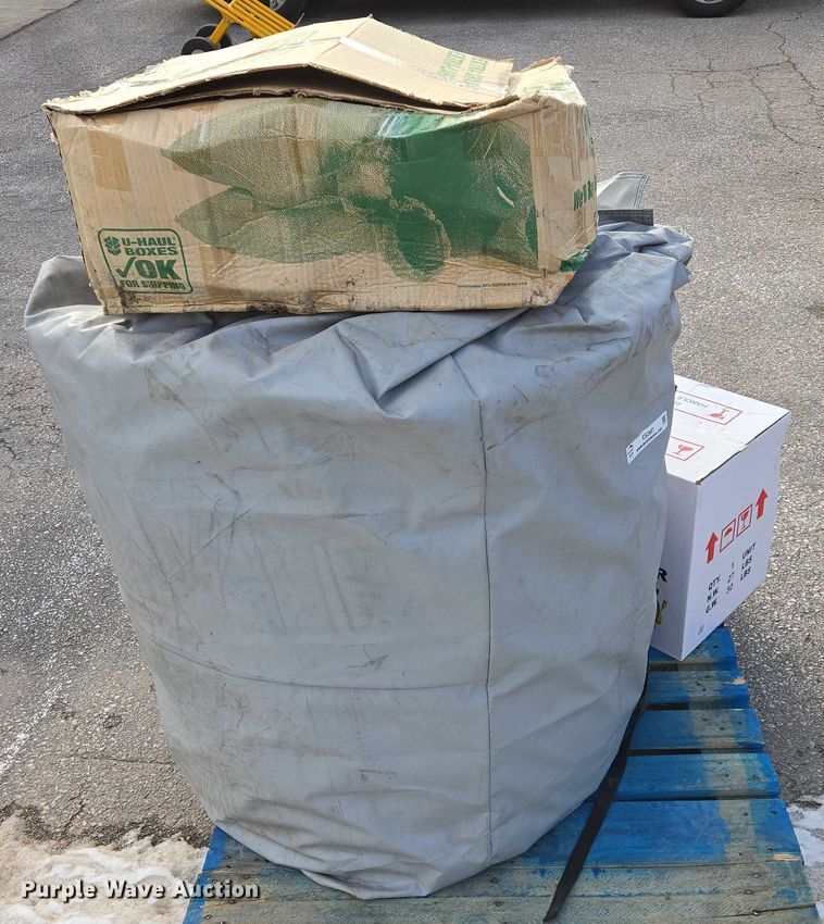 image for item ES2681 Inflatable Fusion Custom Sticky Wall 