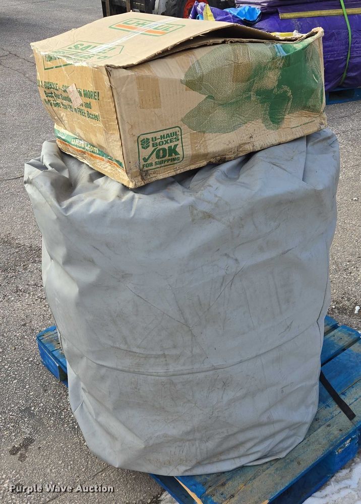 image for item ES2681 Inflatable Fusion Custom Sticky Wall 