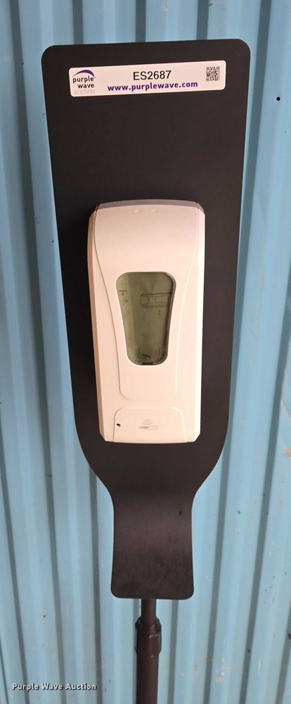 image for item ES2687 Ozark Trail canopy