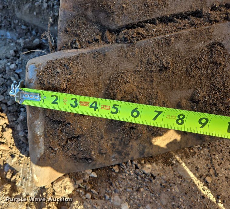 image for item ES2693 2003 Dressta TD-25HLA dozer