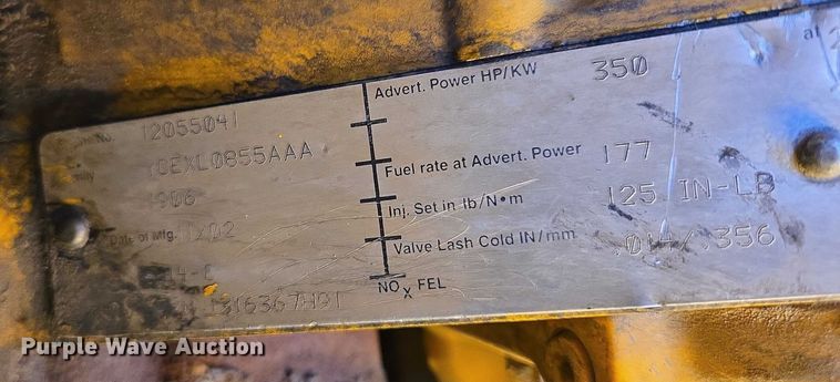 image for item ES2693 2003 Dressta TD-25HLA dozer