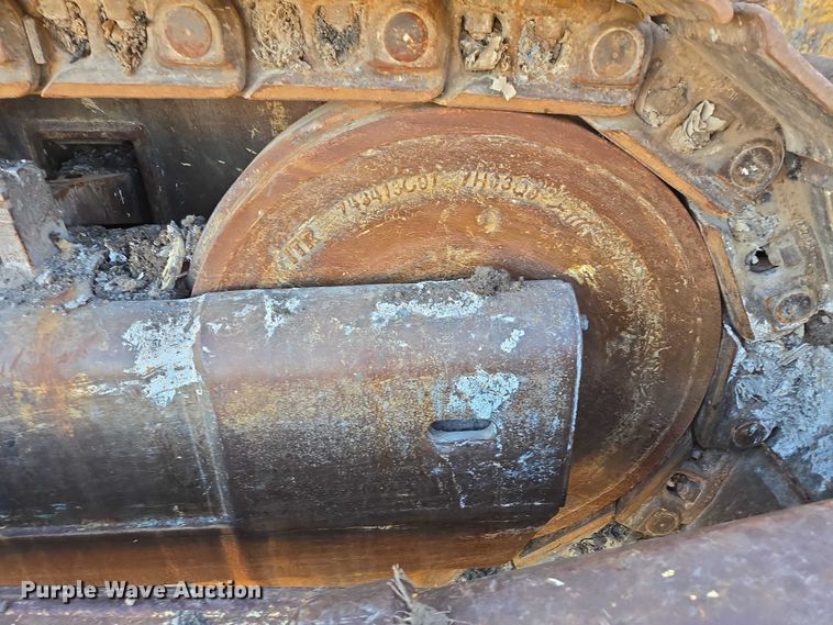 image for item ES2693 2003 Dressta TD-25HLA dozer