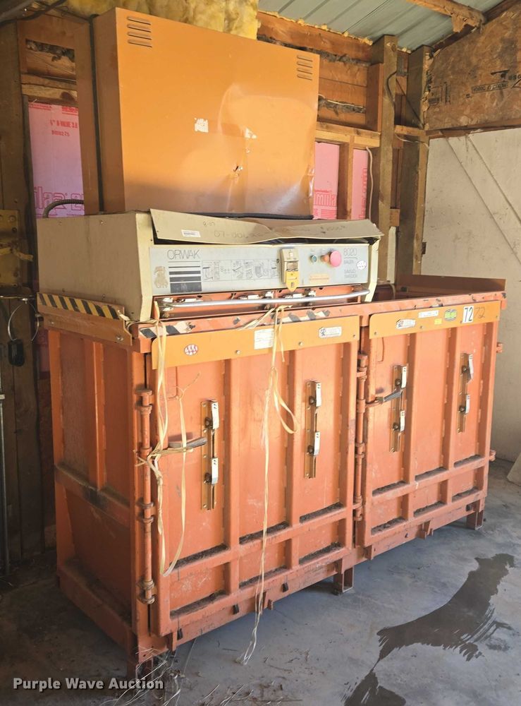 image for item ES2694 Orwak 8020 Baler cardboard baler