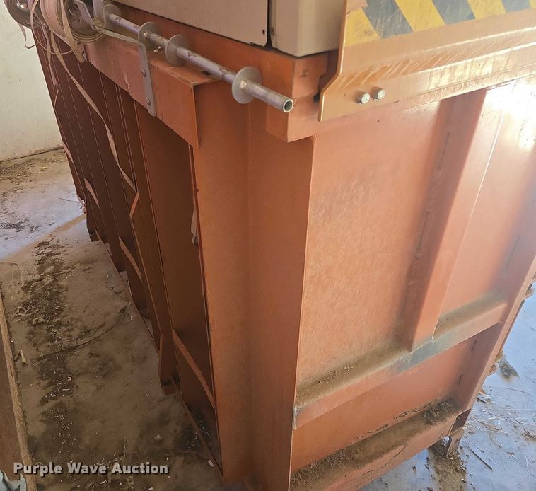 image for item ES2694 Orwak 8020 Baler cardboard baler