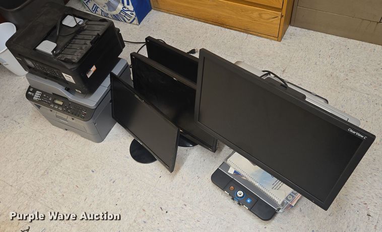 image for item ES2704 Assorted electronics