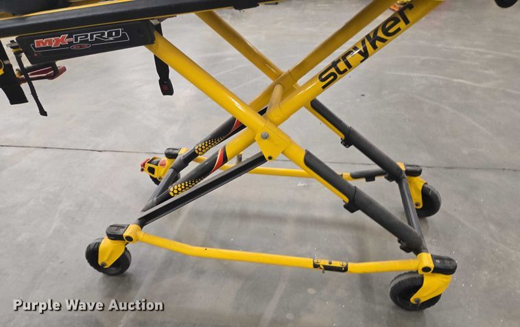 image for item ES2707 Stryker MX-Pro ambulance cot