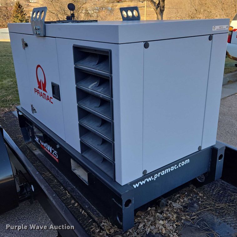 image for item ES2712 Pramac GRW25 generator
