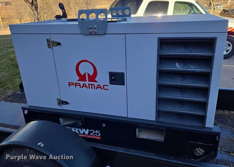image for item ES2712 Pramac GRW25 generator