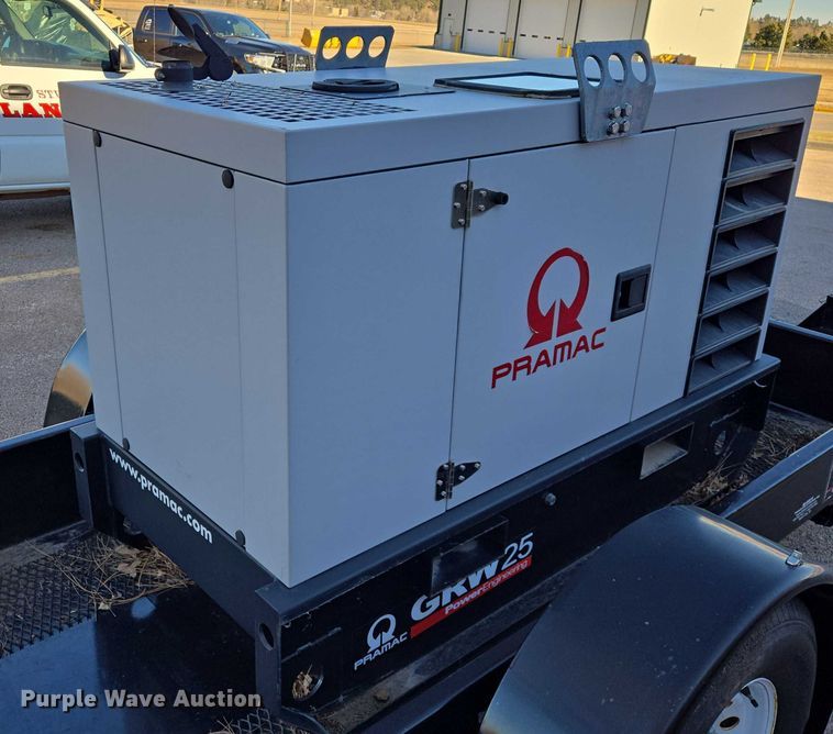 image for item ES2712 Pramac GRW25 generator