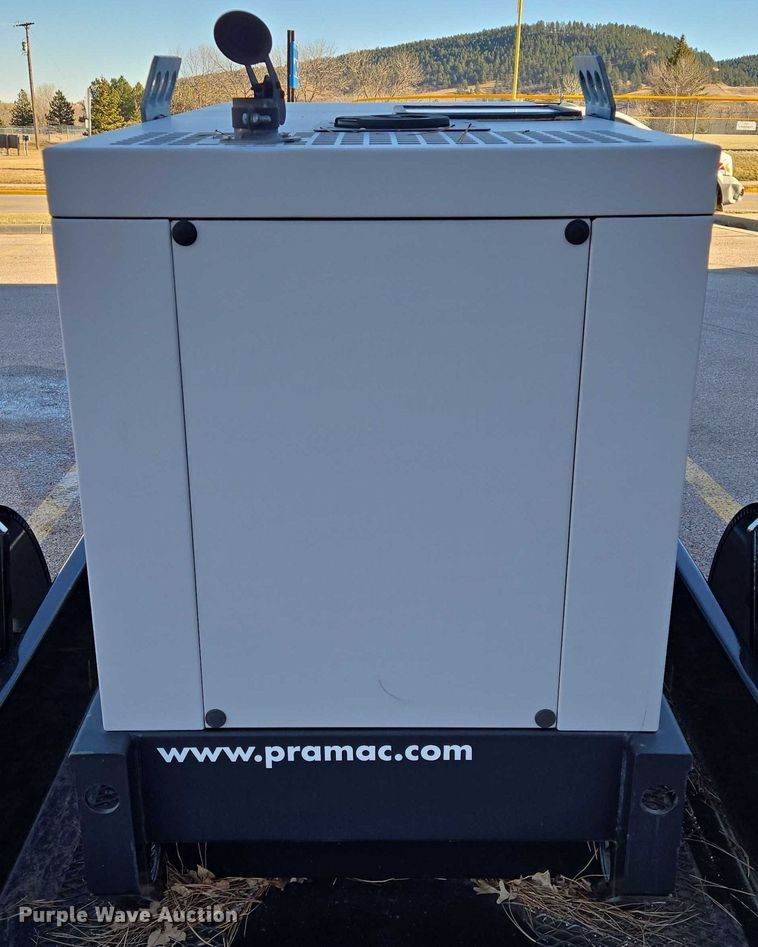 image for item ES2712 Pramac GRW25 generator