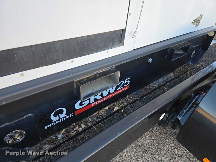 image for item ES2712 Pramac GRW25 generator