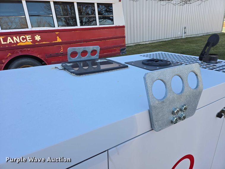 image for item ES2712 Pramac GRW25 generator