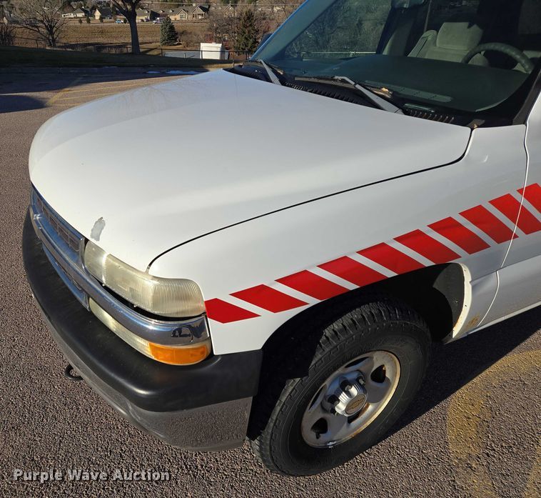 image for item ES2714 2005 Chevrolet Tahoe SUV