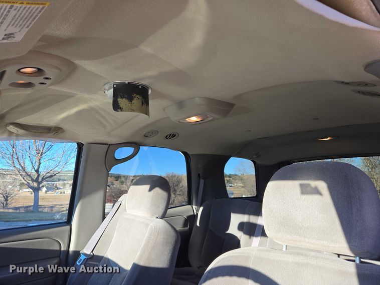 image for item ES2714 2005 Chevrolet Tahoe SUV