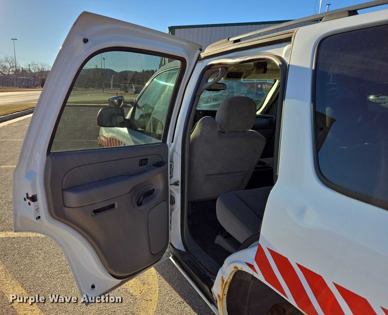 image for item ES2714 2005 Chevrolet Tahoe SUV