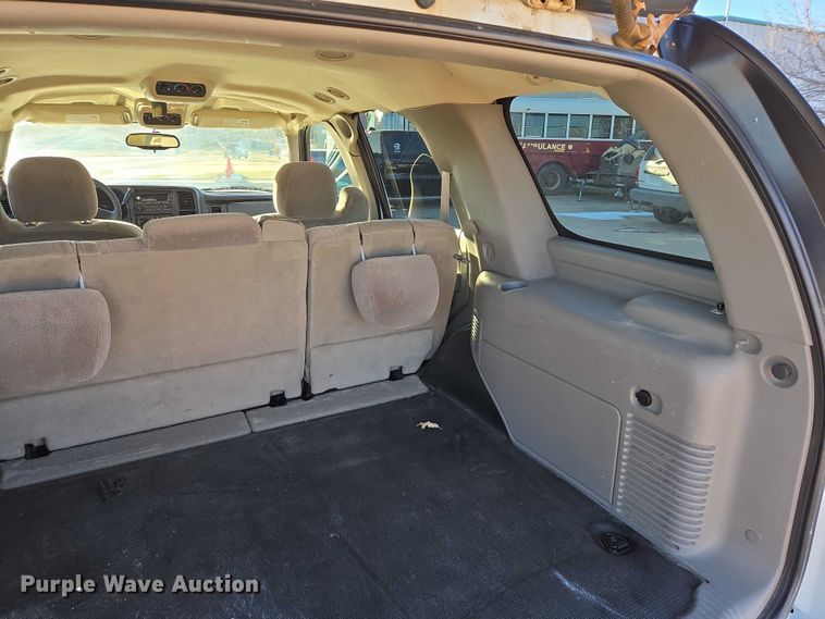 image for item ES2714 2005 Chevrolet Tahoe SUV