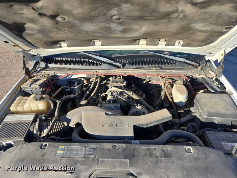 image for item ES2714 2005 Chevrolet Tahoe SUV