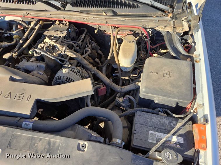 image for item ES2714 2005 Chevrolet Tahoe SUV