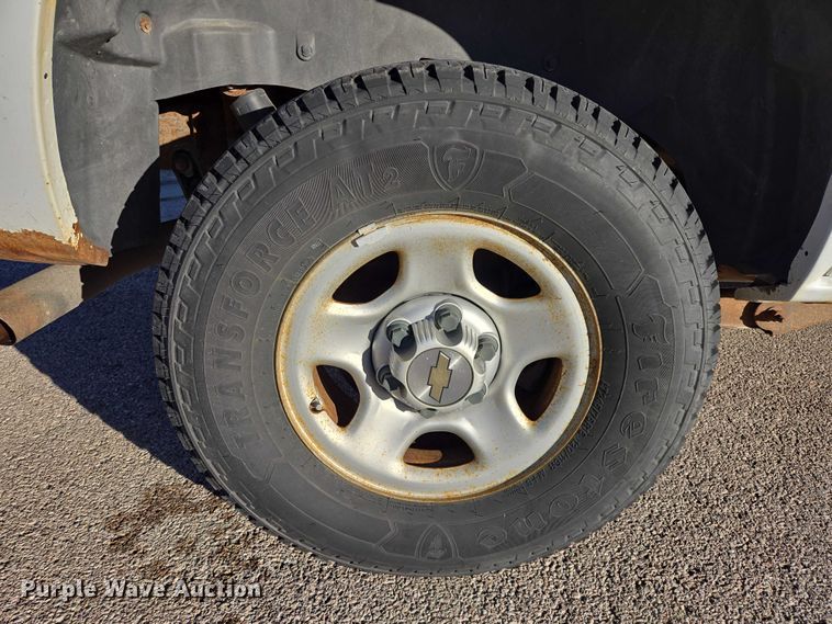 image for item ES2714 2005 Chevrolet Tahoe SUV