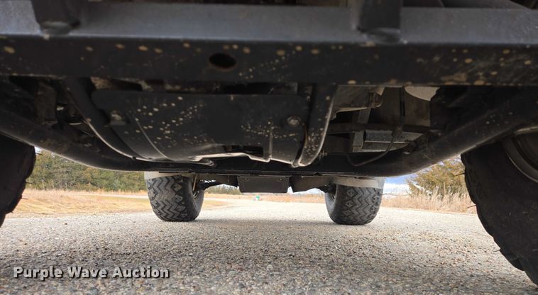 image for item ES2715 2013 Kawasaki Mule 610 utility vehicle