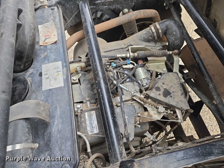 image for item ES2715 2013 Kawasaki Mule 610 utility vehicle