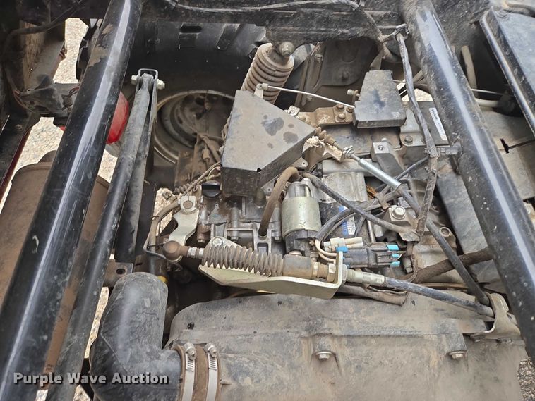 image for item ES2715 2013 Kawasaki Mule 610 utility vehicle