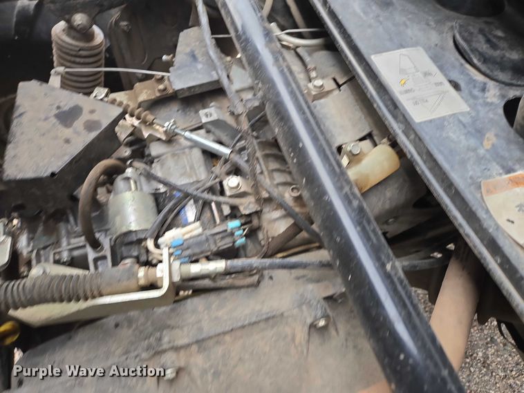 image for item ES2715 2013 Kawasaki Mule 610 utility vehicle