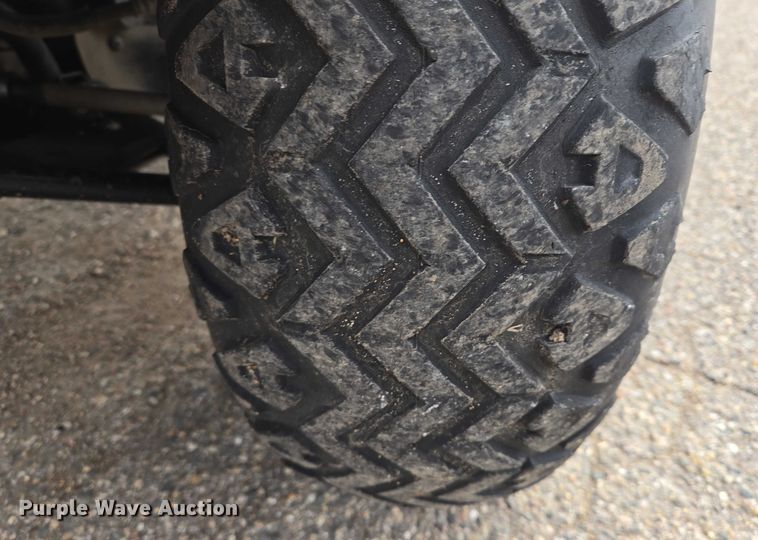 image for item ES2715 2013 Kawasaki Mule 610 utility vehicle