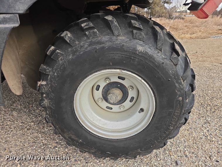 image for item ES2715 2013 Kawasaki Mule 610 utility vehicle