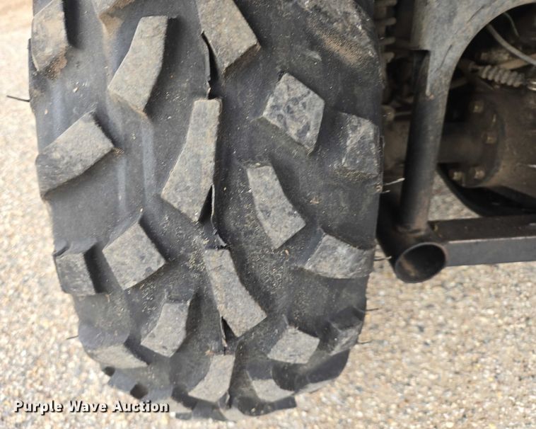 image for item ES2715 2013 Kawasaki Mule 610 utility vehicle