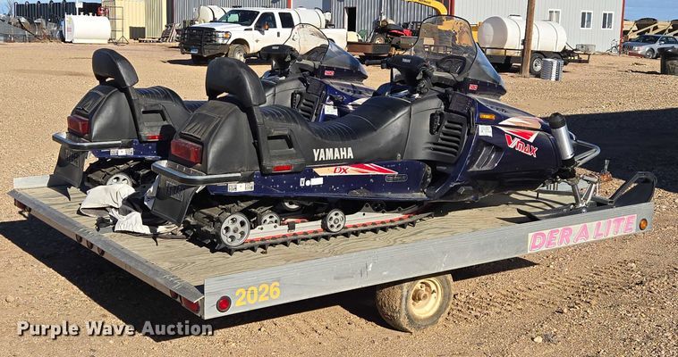 image for item ES2732 (2) 1996 Yamaha VX500DXW snowmobiles