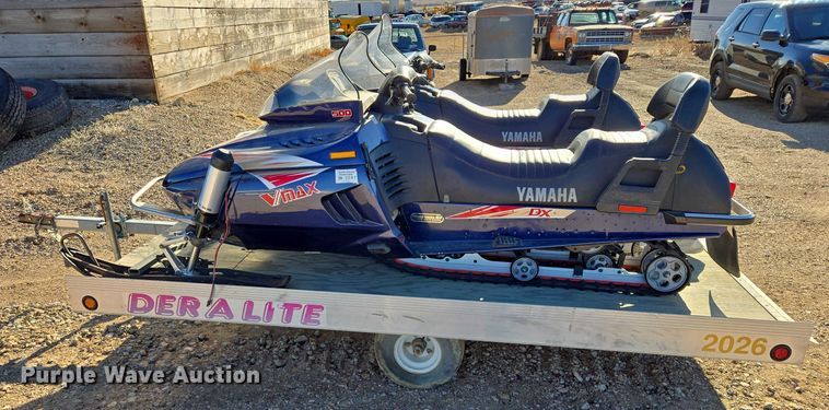 image for item ES2732 (2) 1996 Yamaha VX500DXW snowmobiles
