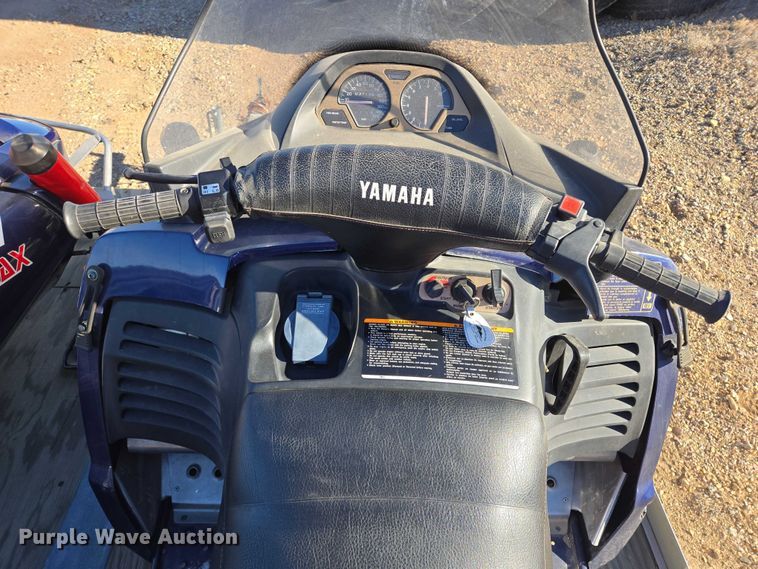 image for item ES2732 (2) 1996 Yamaha VX500DXW snowmobiles