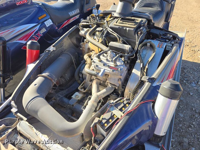 image for item ES2732 (2) 1996 Yamaha VX500DXW snowmobiles