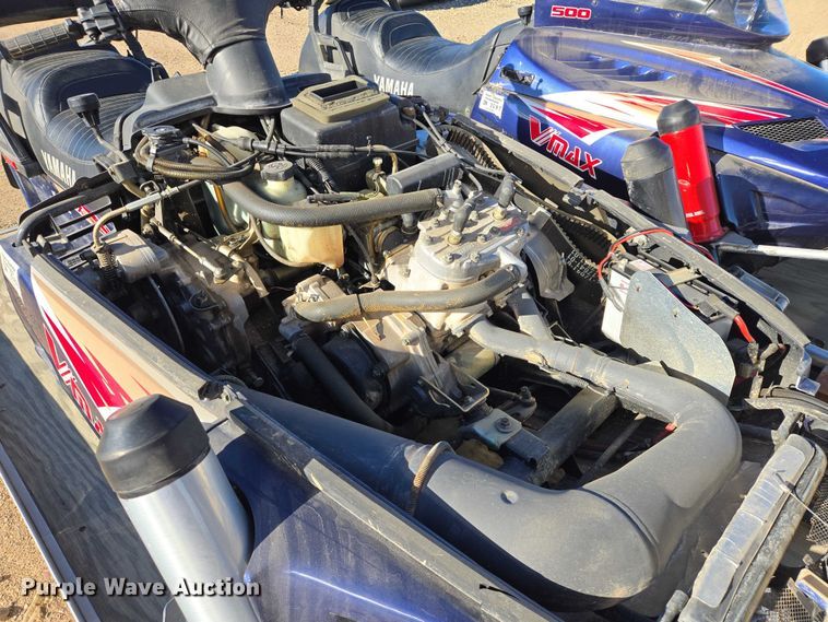 image for item ES2732 (2) 1996 Yamaha VX500DXW snowmobiles