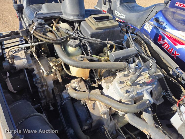 image for item ES2732 (2) 1996 Yamaha VX500DXW snowmobiles