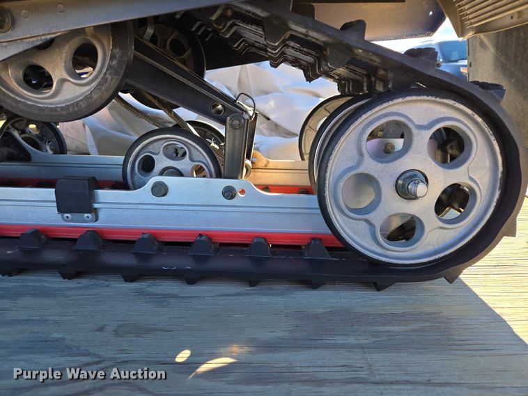 image for item ES2732 (2) 1996 Yamaha VX500DXW snowmobiles