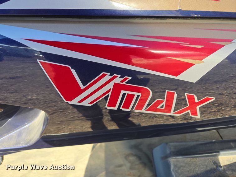 image for item ES2732 (2) 1996 Yamaha VX500DXW snowmobiles