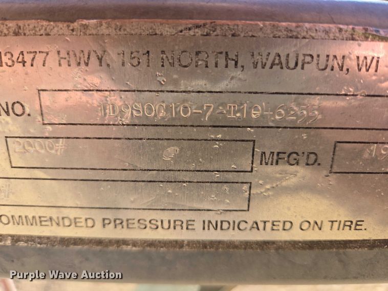 image for item ES2732 (2) 1996 Yamaha VX500DXW snowmobiles