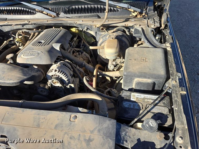 image for item ES2734 2006 Chevrolet Silverado 1500 pickup truck