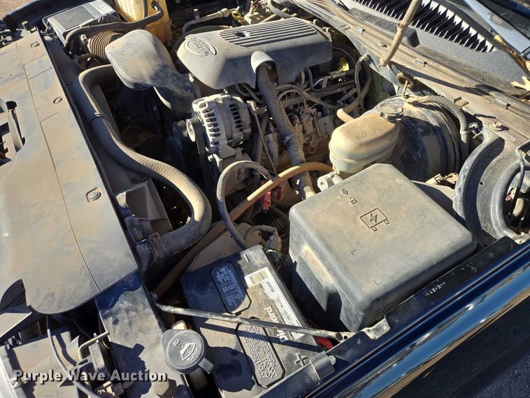 image for item ES2734 2006 Chevrolet Silverado 1500 pickup truck