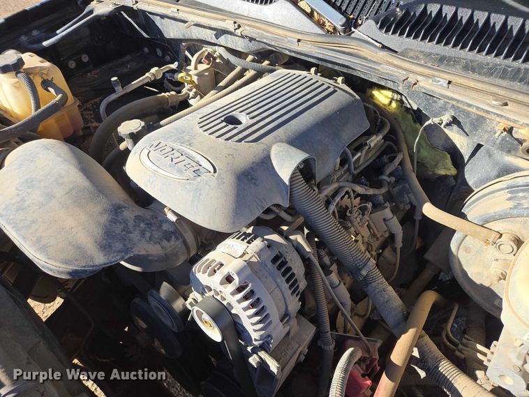 image for item ES2734 2006 Chevrolet Silverado 1500 pickup truck