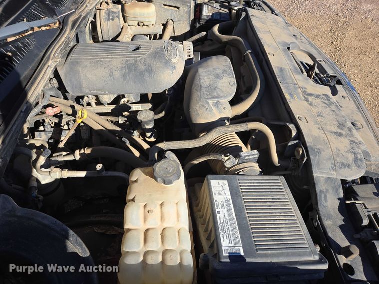 image for item ES2734 2006 Chevrolet Silverado 1500 pickup truck