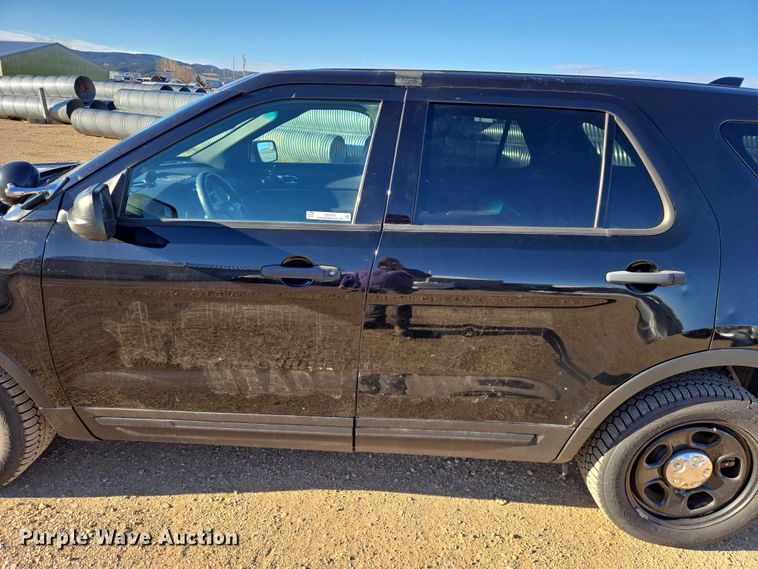 image for item ES2735 2017 Ford Explorer Police Interceptor SUV