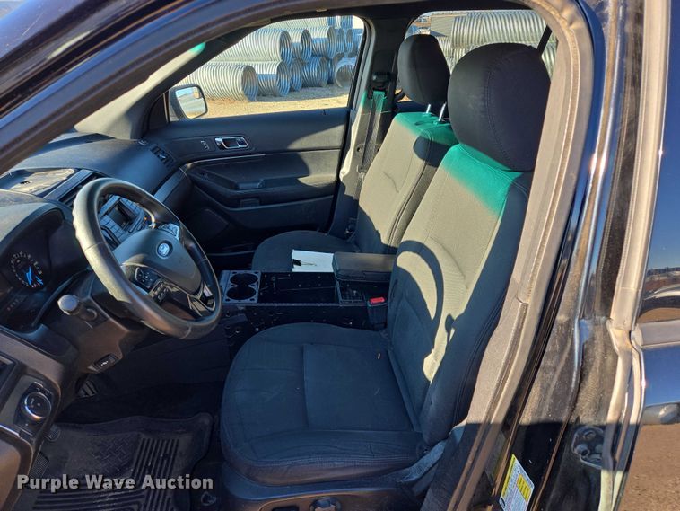 image for item ES2735 2017 Ford Explorer Police Interceptor SUV