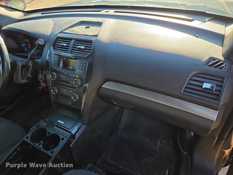 image for item ES2735 2017 Ford Explorer Police Interceptor SUV