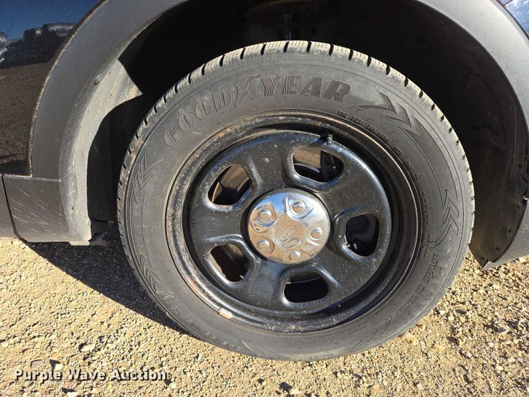 image for item ES2735 2017 Ford Explorer Police Interceptor SUV